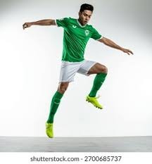 阿森纳为巴黎当红新援强势出击，利物浦加入争夺战引发激烈竞争