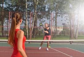 扎金花心理战：如何通过“假装拿不稳筹码”来掩盖你的怪兽牌？（扎金花心理博弈：拿筹码装慌，悄把怪兽牌藏起来）